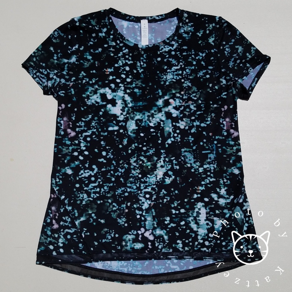 Lululemon Into The Sun Tee Shirt